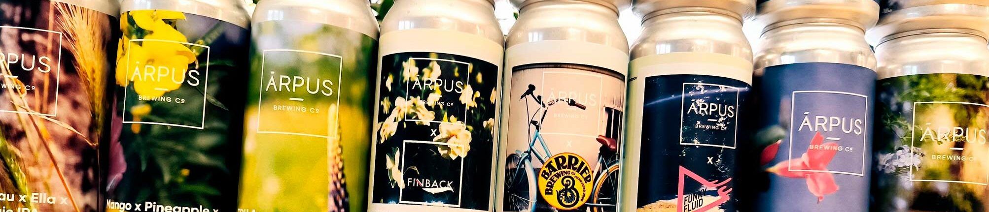 Bières de la marque Arpus alignées